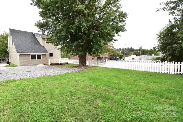 $449,900 | 223 North Main Street, Canton, NC 28716