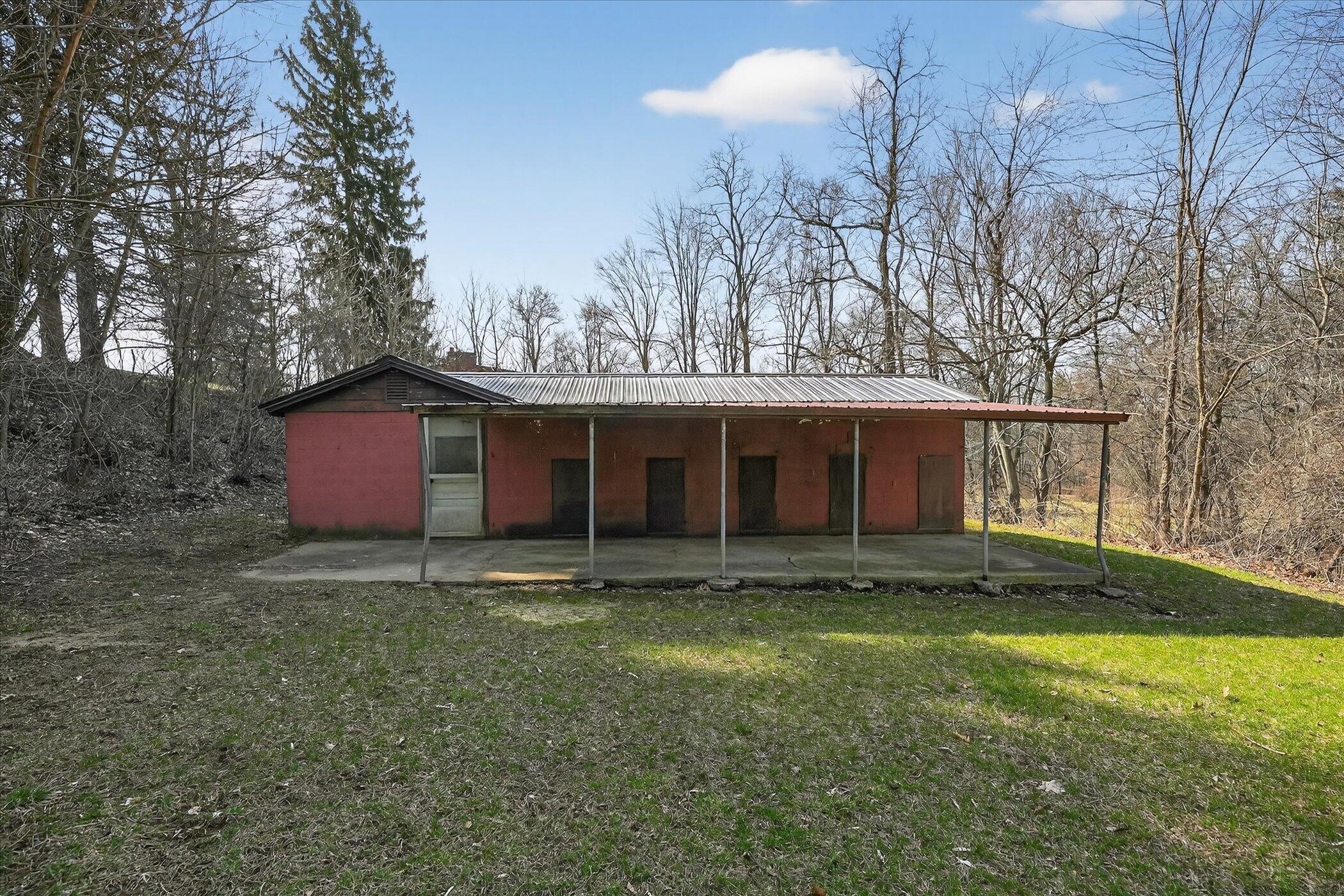 7091 Ann Arbor Road Jackson, MI 49201 - Photo 36 of 60 40-7091-Ann-Arbor-Rd-WindowStill - Copy