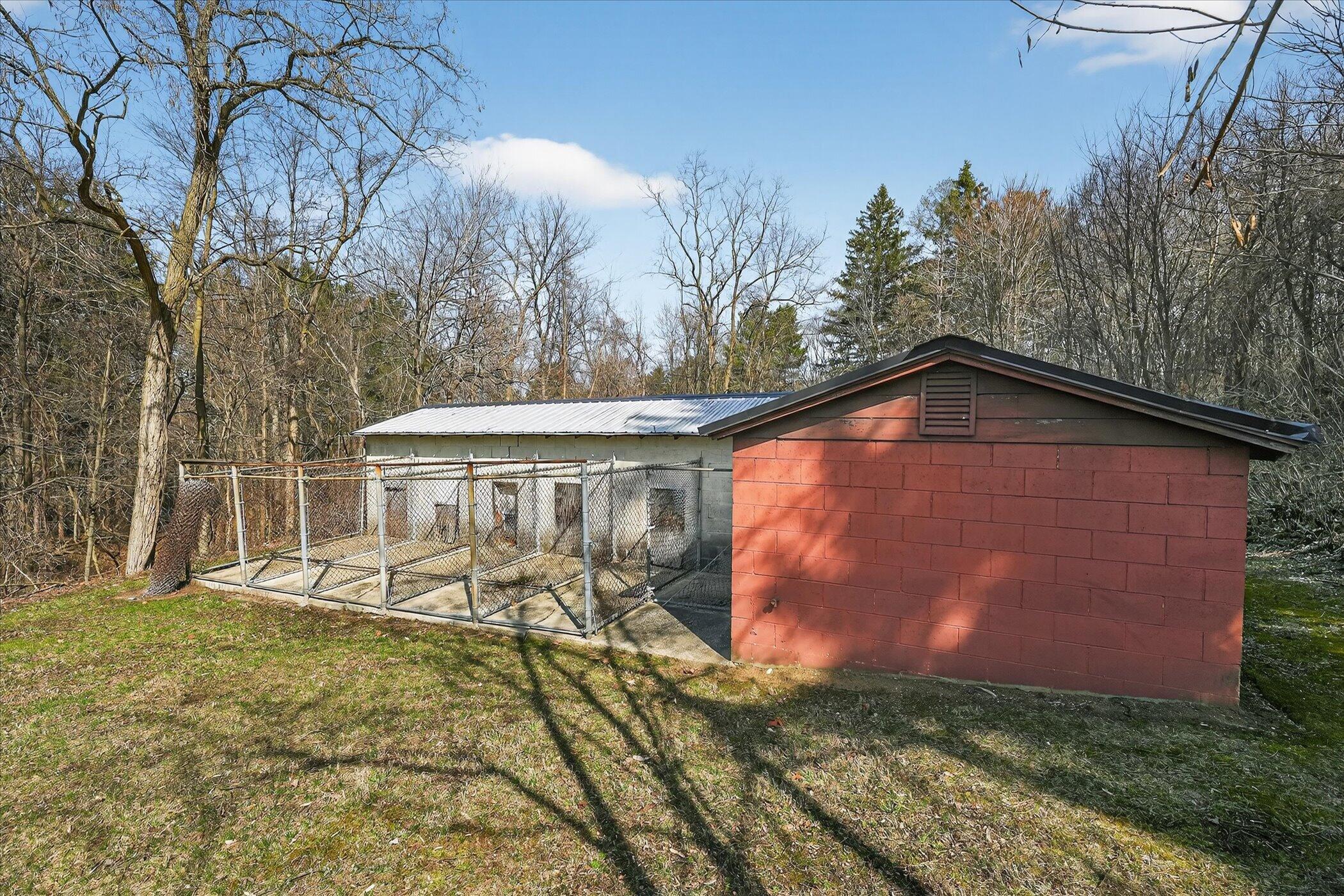 7091 Ann Arbor Road Jackson, MI 49201 - Photo 38 of 60 44-7091-Ann-Arbor-Rd-WindowStill - Copy