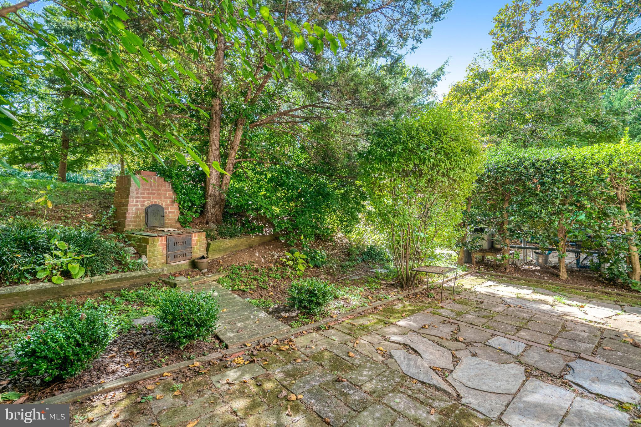 3239 Gunston Road Alexandria, VA 22302 - Photo 23 of 58