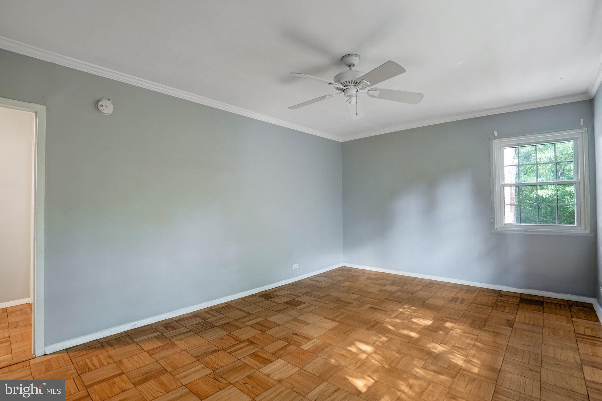 3239 Gunston Road Alexandria, VA 22302 - Photo 29 of 58 a view of a room with a window