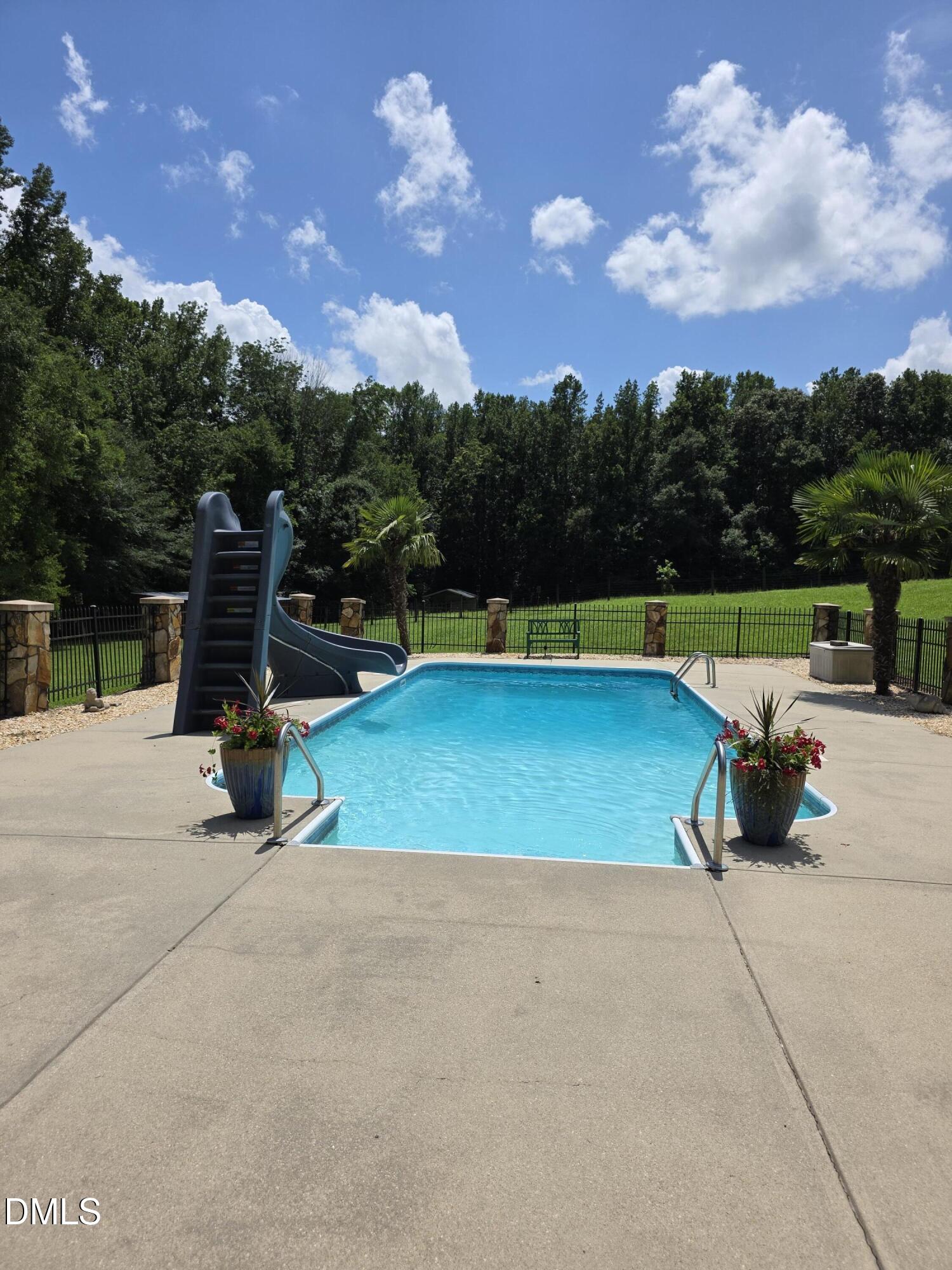 413 Johnson Town Road Zebulon, NC 27597 - Photo 32 of 42