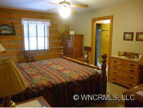 259 Garrett Cove Road Leicester, NC 28748 - Photo 21 of 24 Gallery Image 21