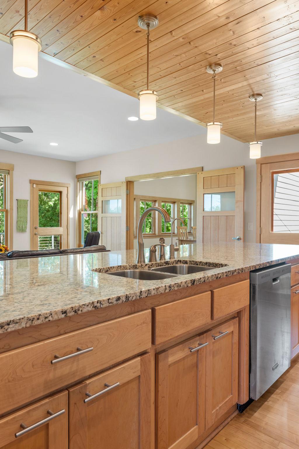 7521 River Road Inver Grove Heights, MN 55076 - Photo 23 of 135