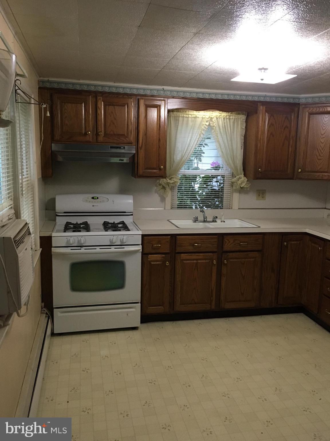 987 Laudermilch Road Palmyra, PA 17078 - Photo 12 of 23 Gallery Image 12