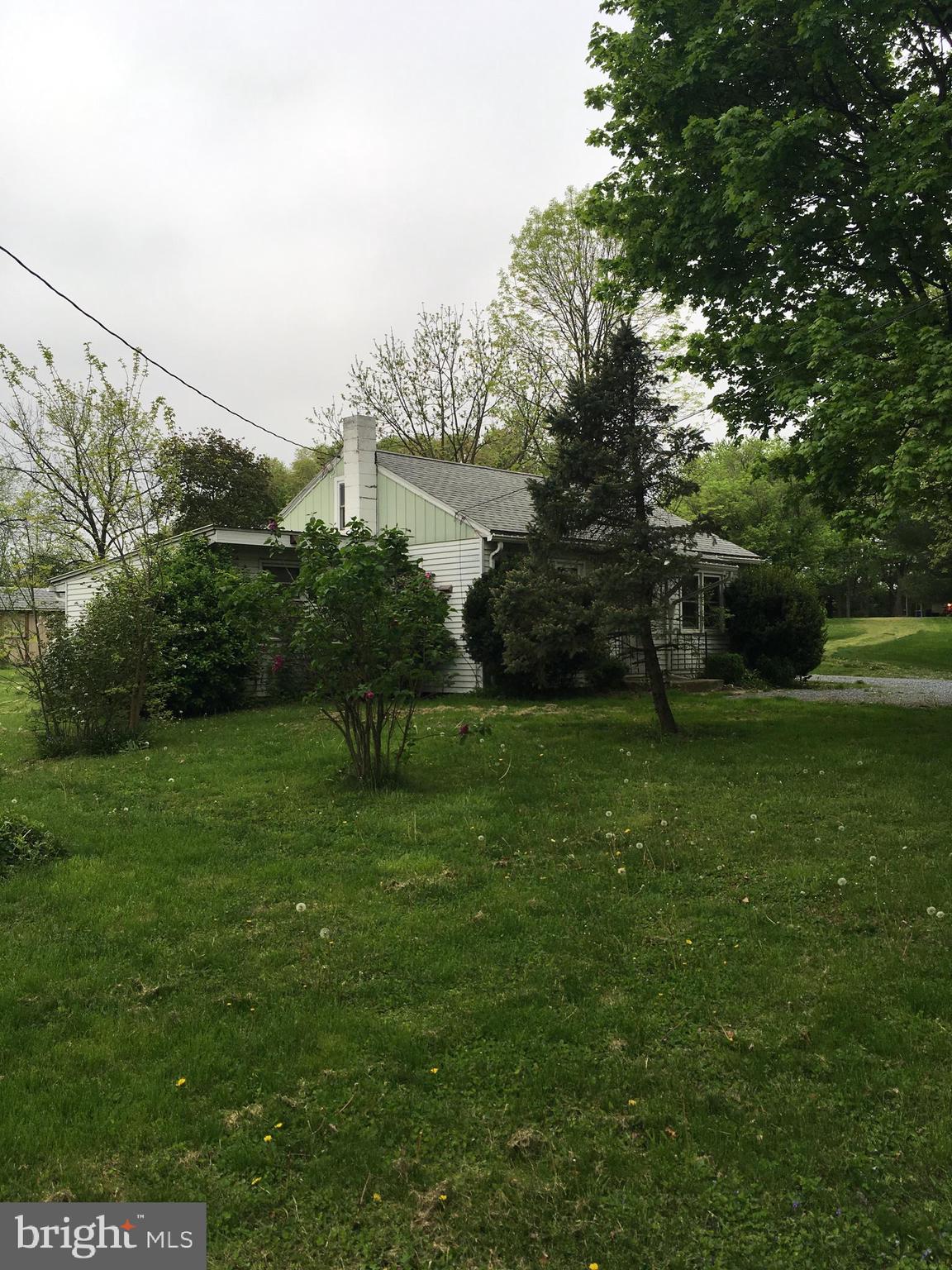 987 Laudermilch Road Palmyra, PA 17078 - Photo 4 of 23 Gallery Image 4