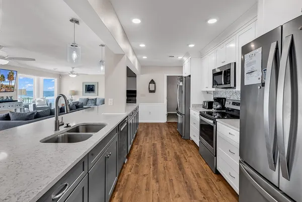 $2,250,000 | 306 South Waccamaw Drive, Murrells Inlet, SC 29576