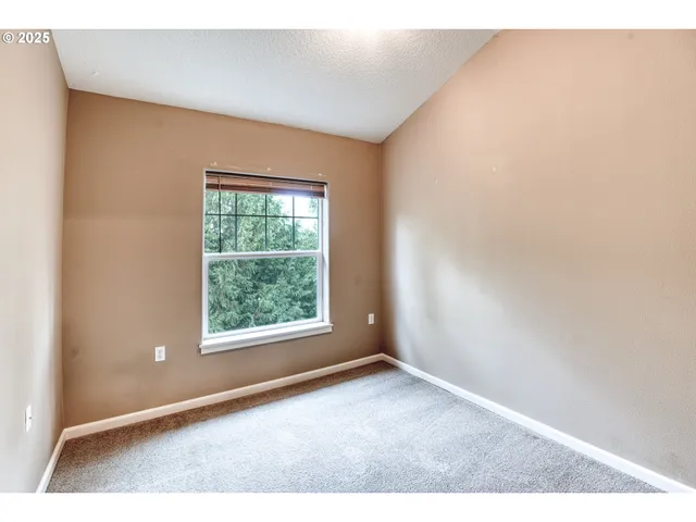 $289,900 | 22848 Southwest Forest Creek Drive, Unit 200, Sherwood, OR 97140