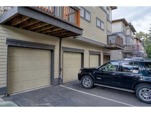 $289,900 | 22848 Southwest Forest Creek Drive, Unit 200, Sherwood, OR 97140