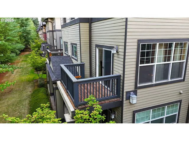 $289,900 | 22848 Southwest Forest Creek Drive, Unit 200, Sherwood, OR 97140
