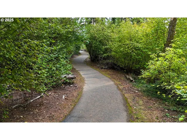 $289,900 | 22848 Southwest Forest Creek Drive, Unit 200, Sherwood, OR 97140