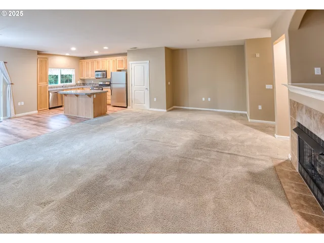 $289,900 | 22848 Southwest Forest Creek Drive, Unit 200, Sherwood, OR 97140