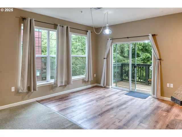 $289,900 | 22848 Southwest Forest Creek Drive, Unit 200, Sherwood, OR 97140