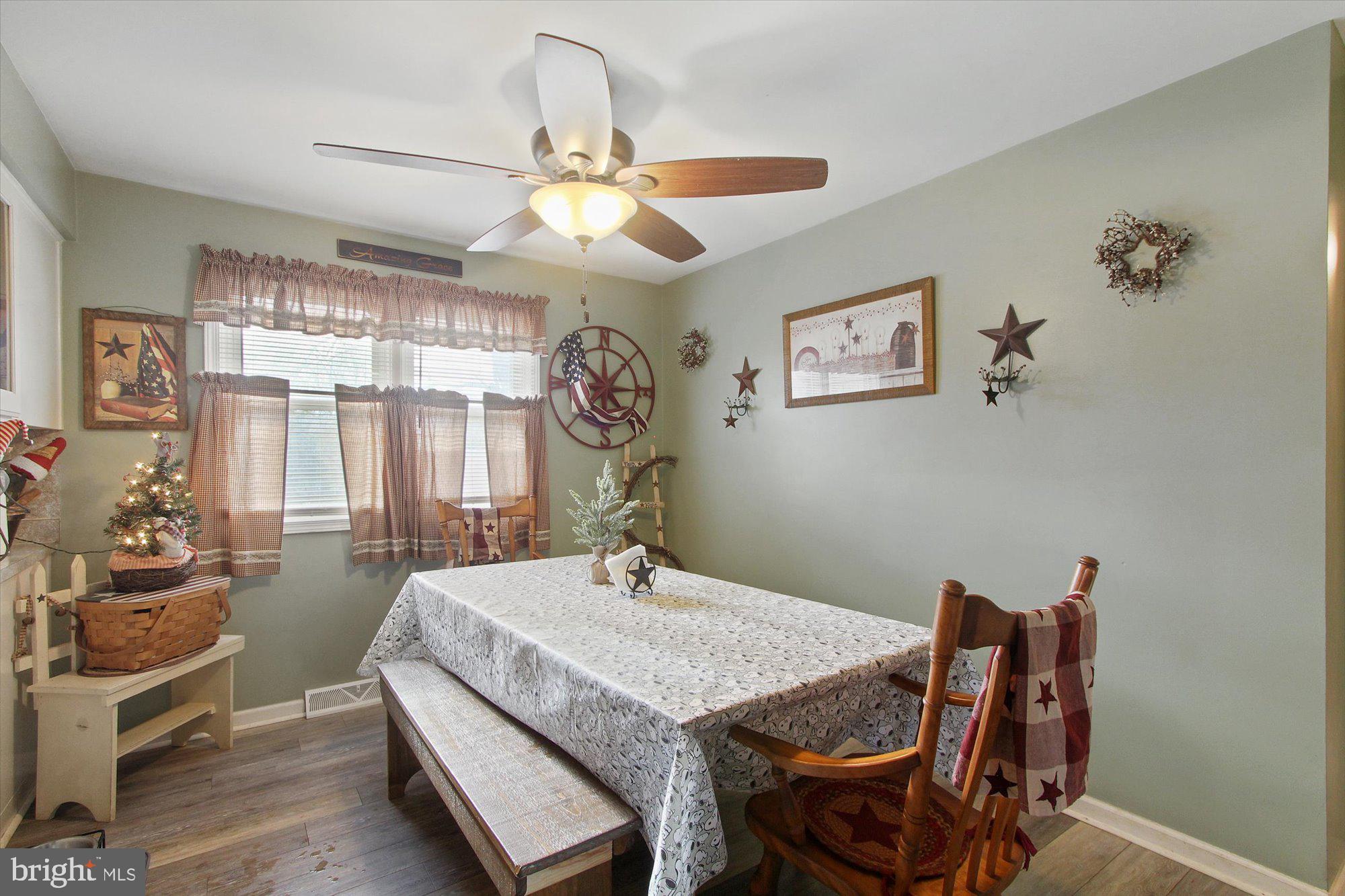 442 Ridgeford Road Dallastown, PA 17313 - Photo 6 of 26 Gallery Image 6