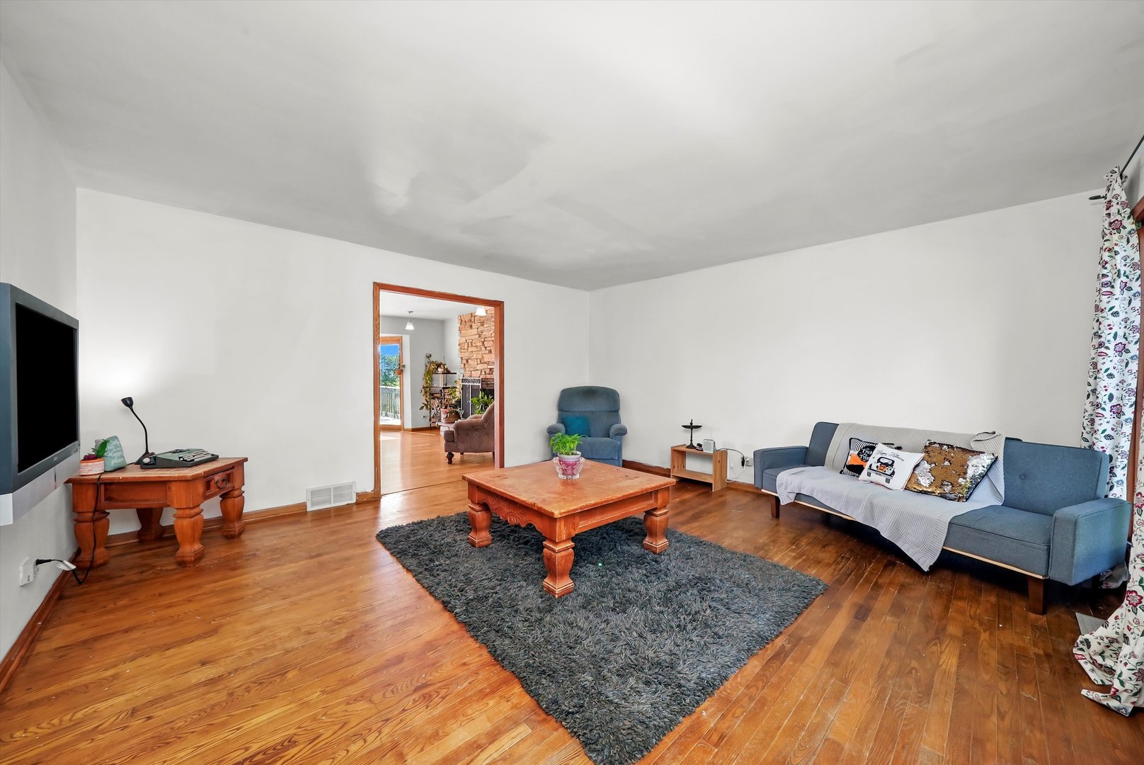 46W315 Middleton Road Hampshire, IL 60140 - Photo 9 of 45