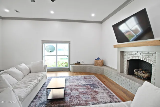 $640,000 | 7243 Highway 433, Benton, MS 39039