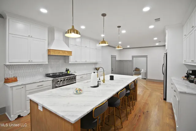 $640,000 | 7243 Highway 433, Benton, MS 39039