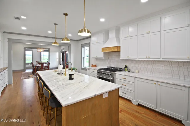 $640,000 | 7243 Highway 433, Benton, MS 39039