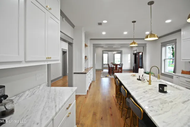 $640,000 | 7243 Highway 433, Benton, MS 39039