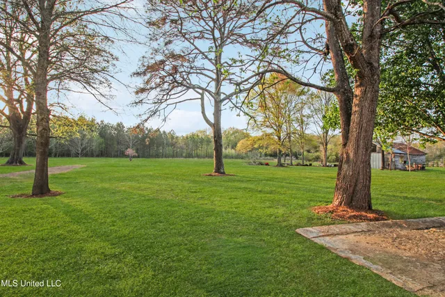 $640,000 | 7243 Highway 433, Benton, MS 39039