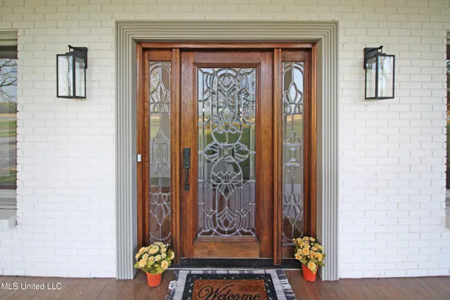 $640,000 | 7243 Highway 433, Benton, MS 39039