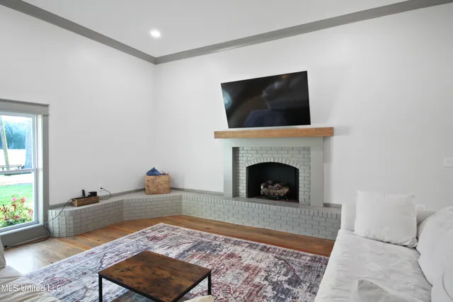 $640,000 | 7243 Highway 433, Benton, MS 39039