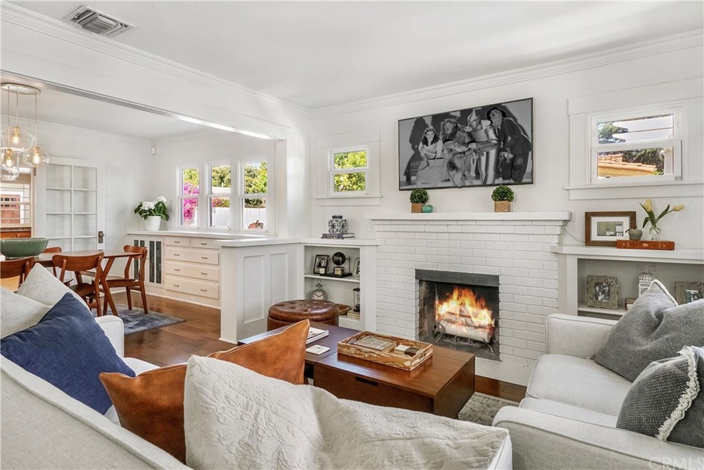 1761 Monte Vista Street Pasadena, CA 91106 - Photo 5 of 23