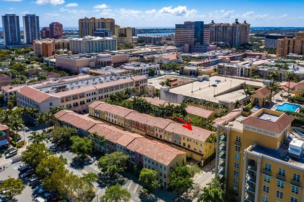 $7,500 | 672 Fern Street, West Palm Beach, FL 33401