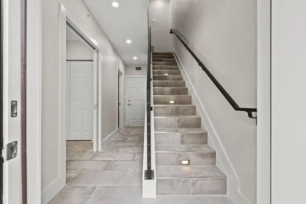 $7,500 | 672 Fern Street, West Palm Beach, FL 33401