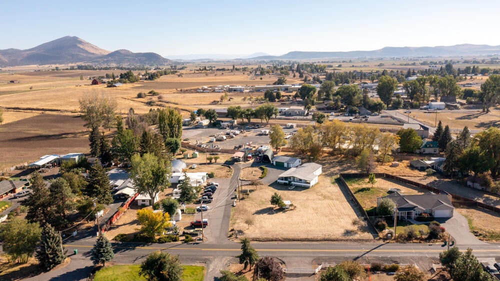7550 Booth Road Klamath Falls, OR 97603 - Photo 72 of 85 7550+7600BoothRd.-72