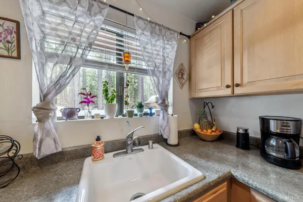 $284,000 | 516 Emerald Bay Road, Unit 421, South Lake Tahoe, CA 96150
