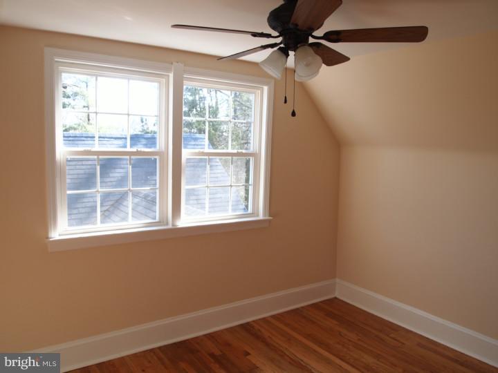 15 Rothwell Drive Wilmington, DE 19804 - Photo 18 of 25 Bedroom 4
