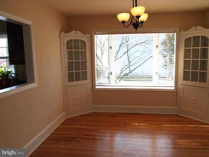 15 Rothwell Drive Wilmington, DE 19804 - Photo 7 of 25 Dining Room