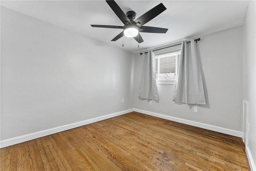 242 Castle Road Pittsburgh, PA 15234 - Photo 15 of 39 Gallery Image 15