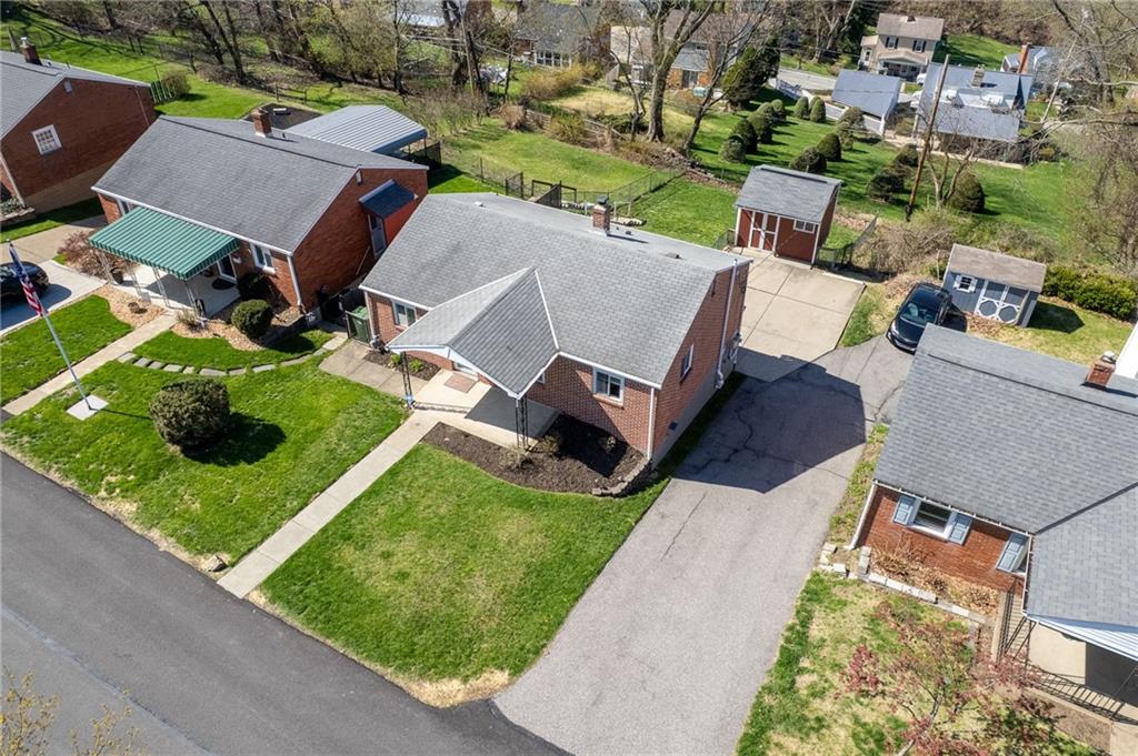 242 Castle Road Pittsburgh, PA 15234 - Photo 36 of 39 Gallery Image 36
