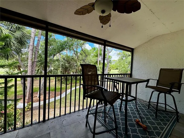 $1,950 | 3031 Quail Hollow Street, Unit 16, Sarasota, FL 34235