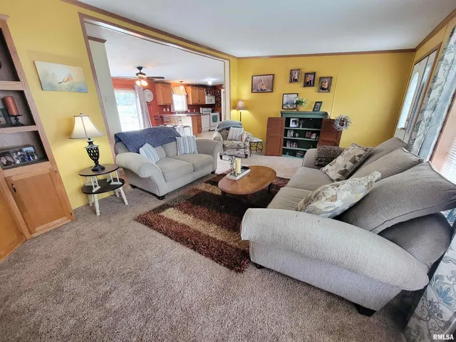 $90,000 | 345 Flora Avenue, Flora, IL 62839