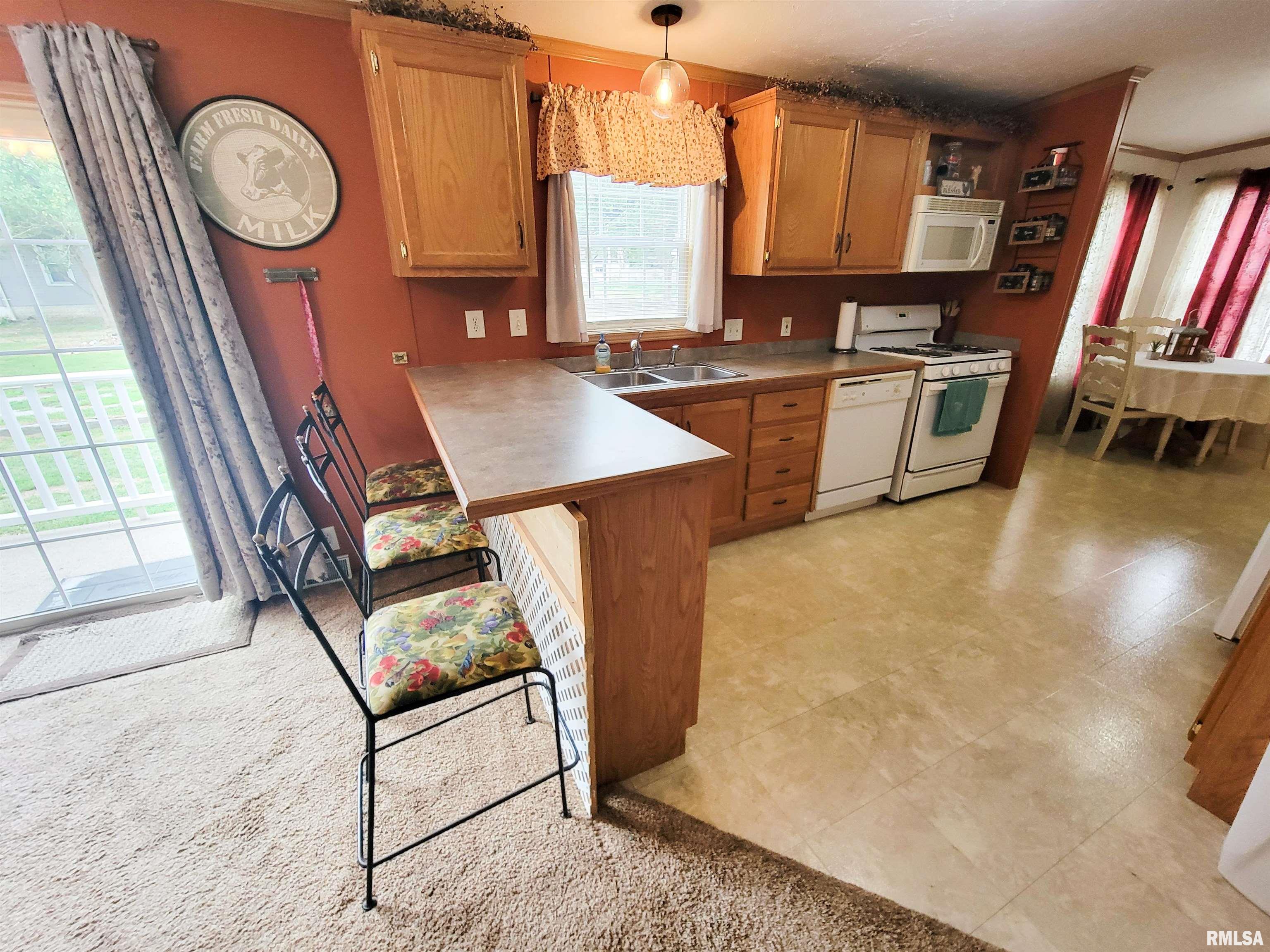 345 Flora Avenue Flora, IL 62839 - Photo 33 of 59