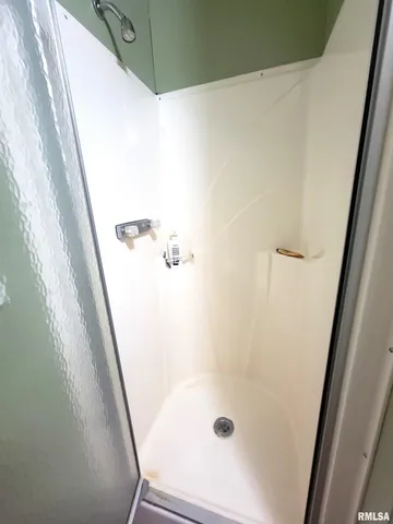 $90,000 | 345 Flora Avenue, Flora, IL 62839