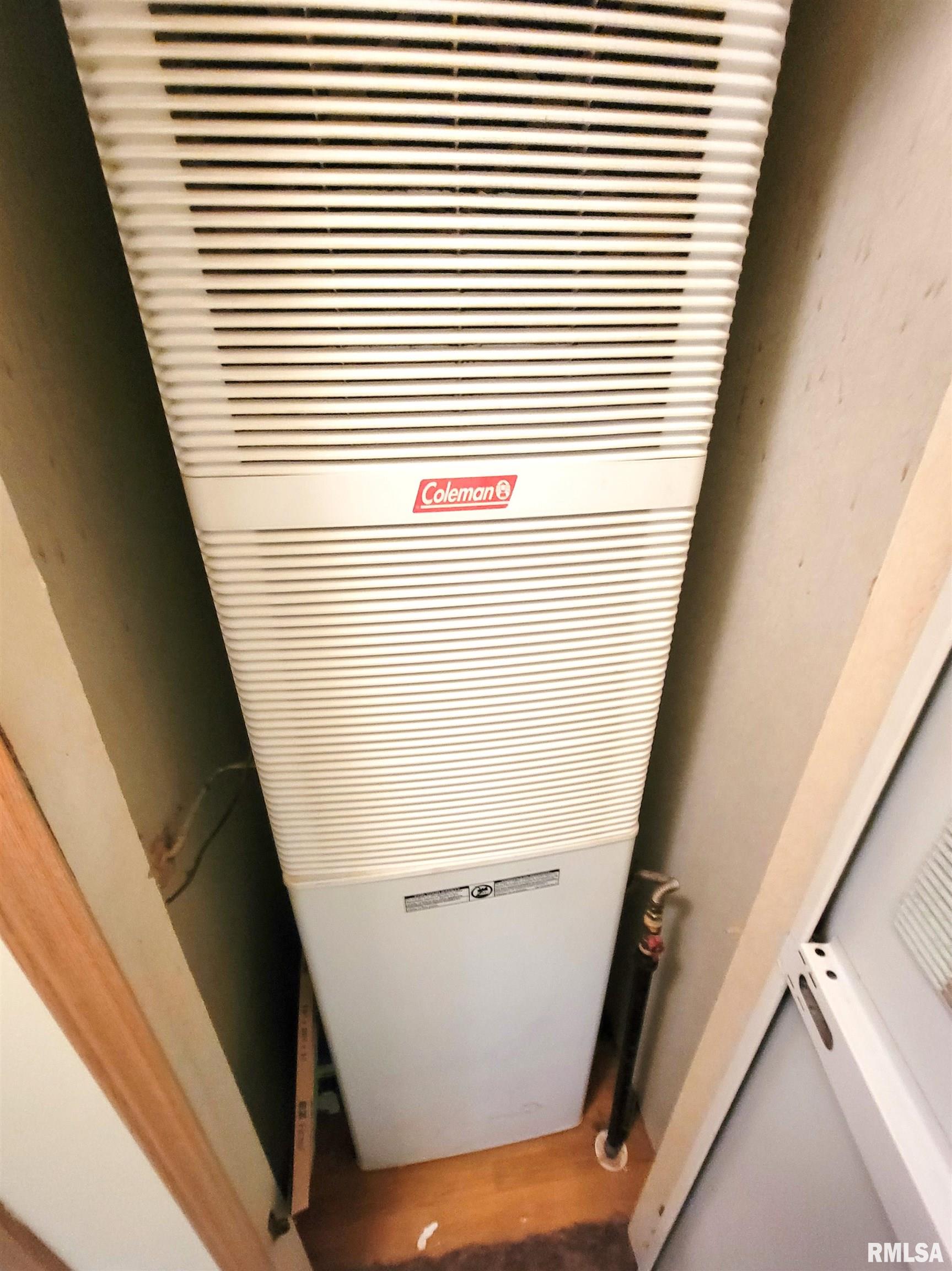 345 Flora Avenue Flora, IL 62839 - Photo 52 of 59