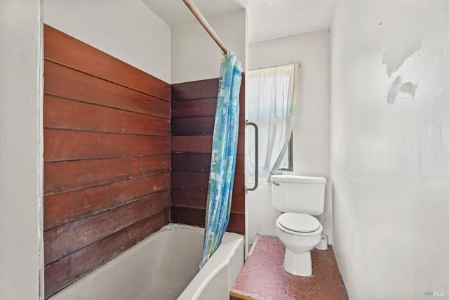 $225,000 | 21674 Meriann Drive, Clearlake Oaks, CA 95423