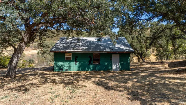 $225,000 | 21674 Meriann Drive, Clearlake Oaks, CA 95423