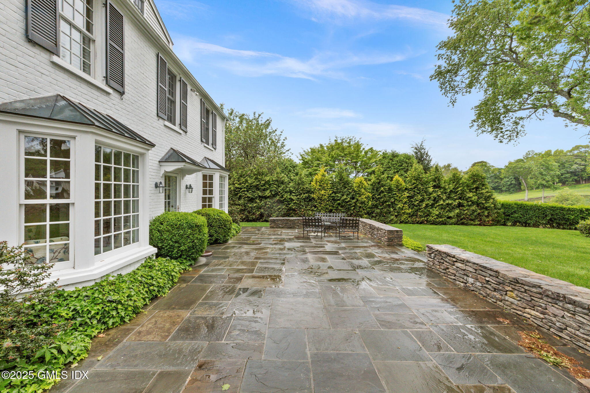 160 Stanwich Road Greenwich, CT 06830 - Photo 24 of 27 58-web-or-mls-160-stanwich-rd