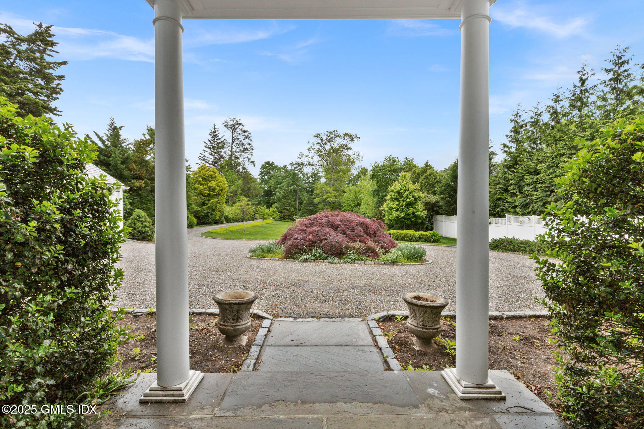 160 Stanwich Road Greenwich, CT 06830 - Photo 3 of 27 52-web-or-mls-160-stanwich-rd