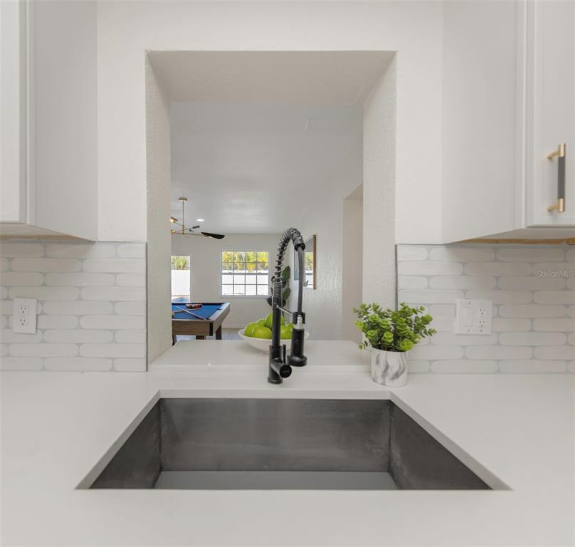 11419 47th Avenue North St. Petersburg, FL 33708 - Photo 30 of 94