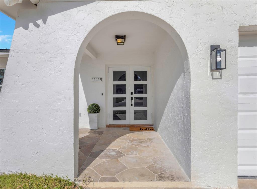 11419 47th Avenue North St. Petersburg, FL 33708 - Photo 7 of 94