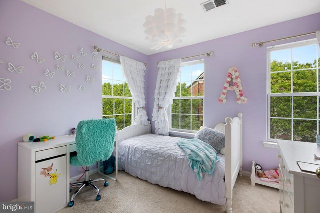 $825,000 | 152 Martin Lane, Alexandria, VA 22304