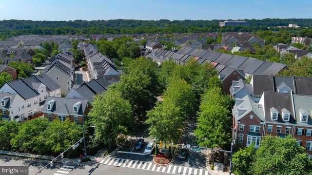 $825,000 | 152 Martin Lane, Alexandria, VA 22304