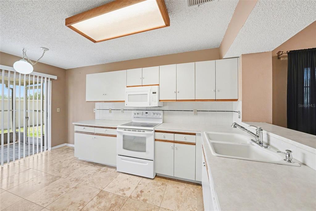 7816 Hardwick Drive, Unit 1011 New Port Richey, FL 34653 - Photo 14 of 26