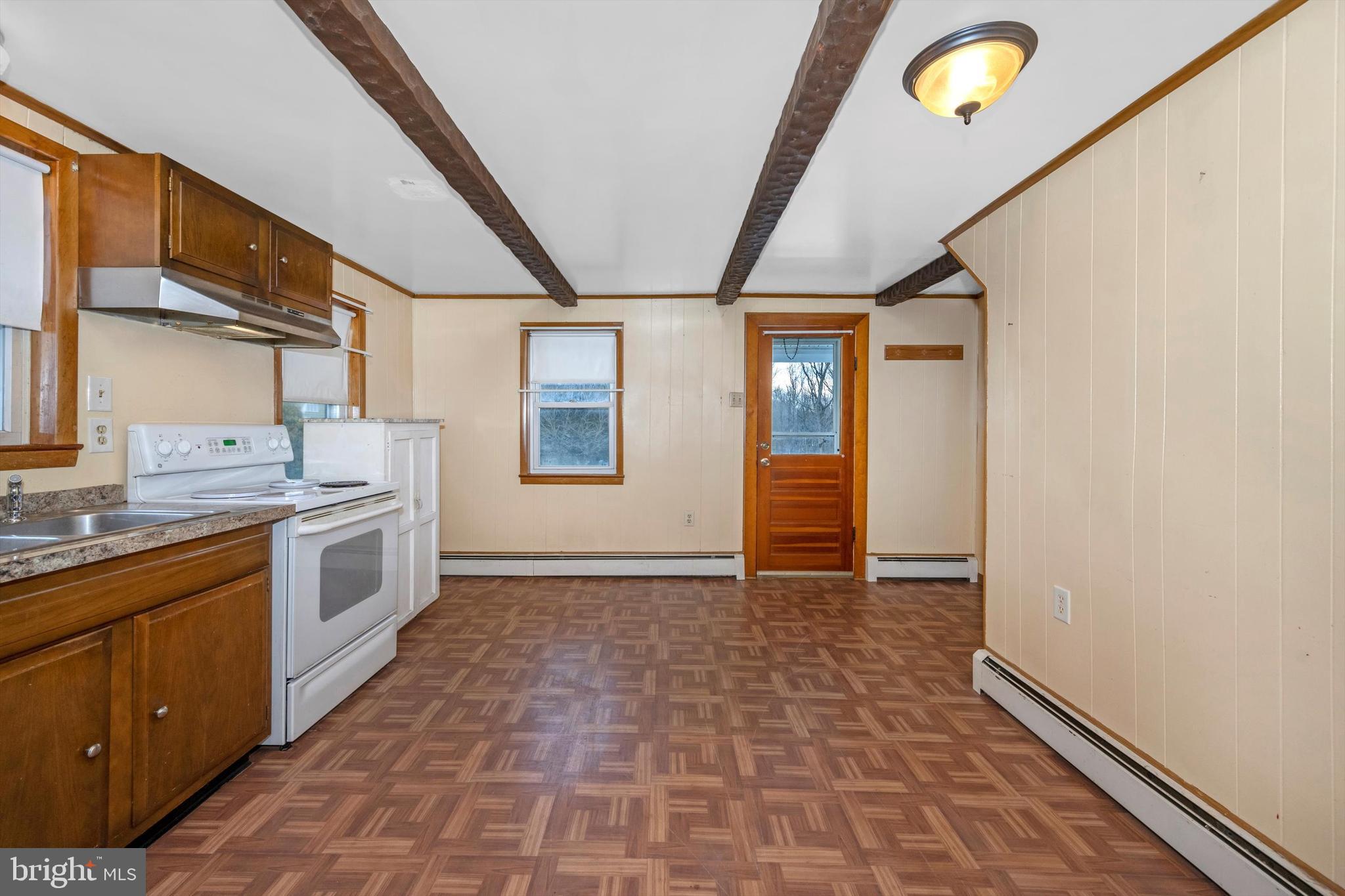11027 Powell Road Thurmont, MD 21788 - Photo 19 of 60 Kitchen